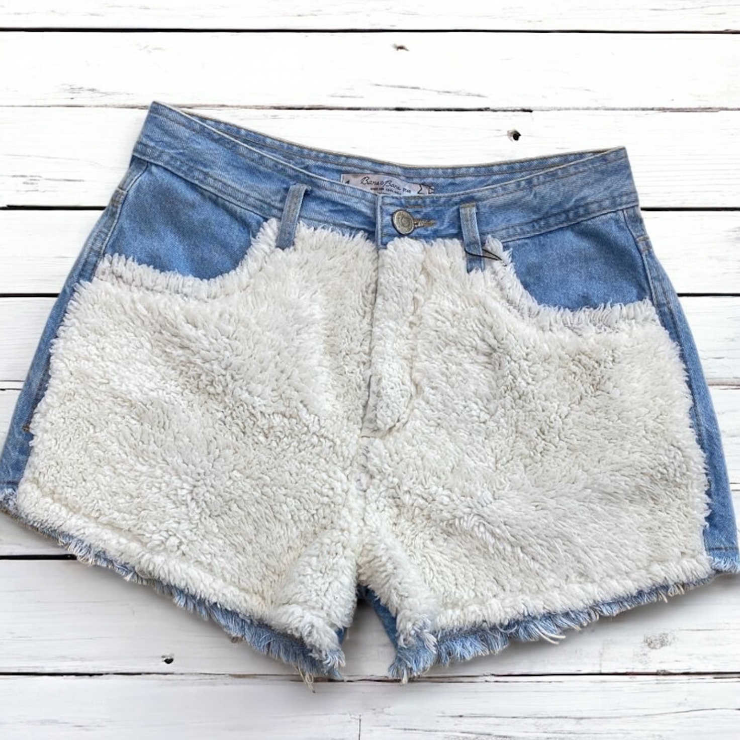 Shots Jeans Pelinhos